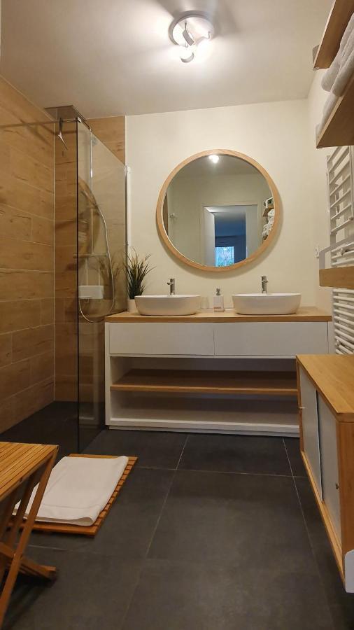 Le Coeur Du Saphir Apartamento Thonon-les-Bains Exterior foto